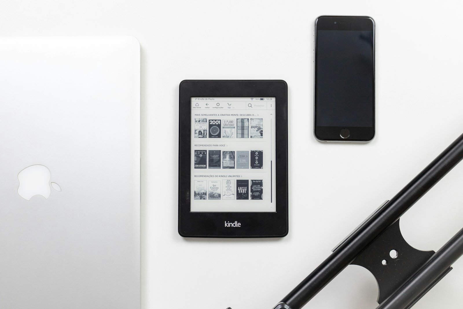 The Apps, Gadgets and Reading Tools Powering a Better Reading Life