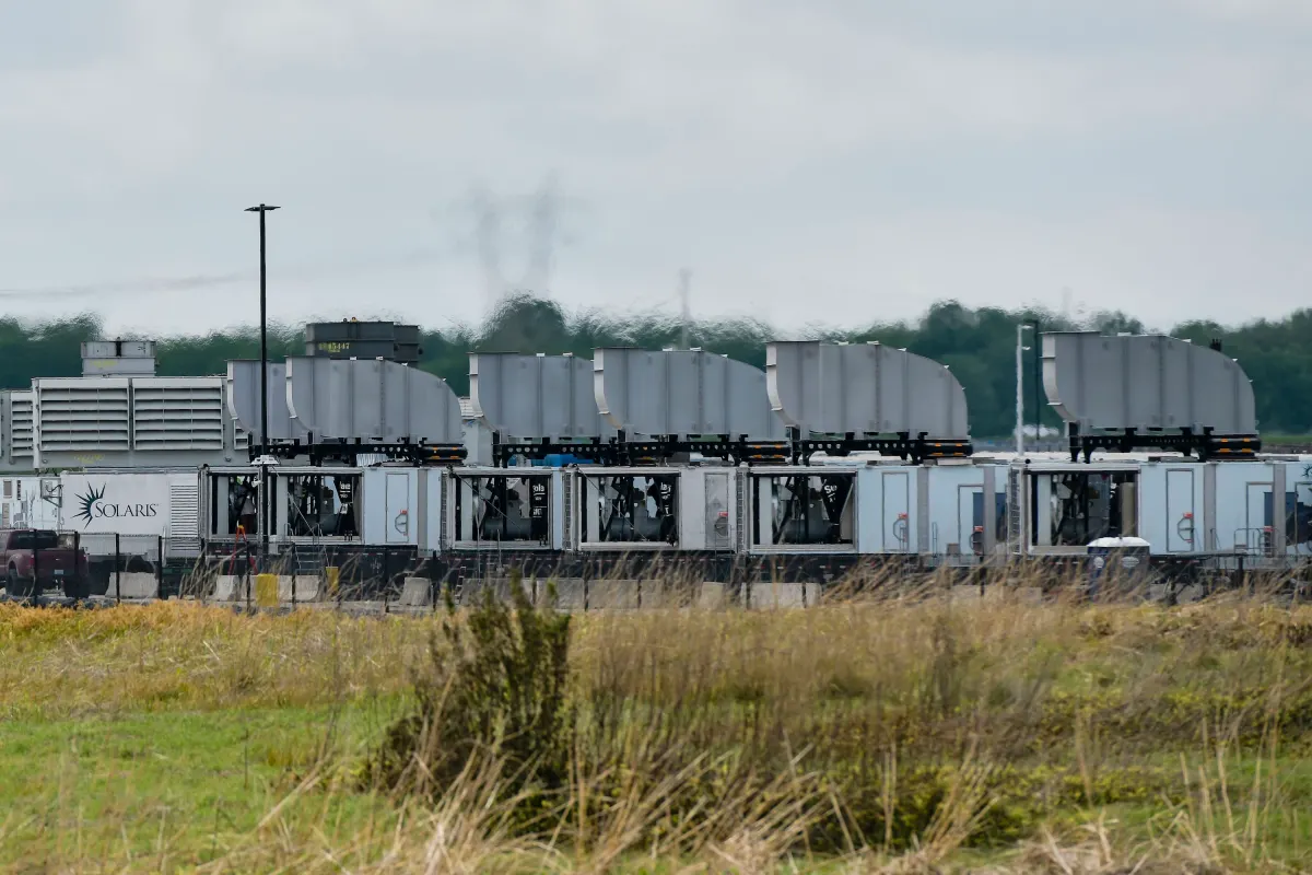 SpaceX Gives xAI Another Year to Clear Unpermitted Memphis Turbines as New Gas Plant Takes Shape