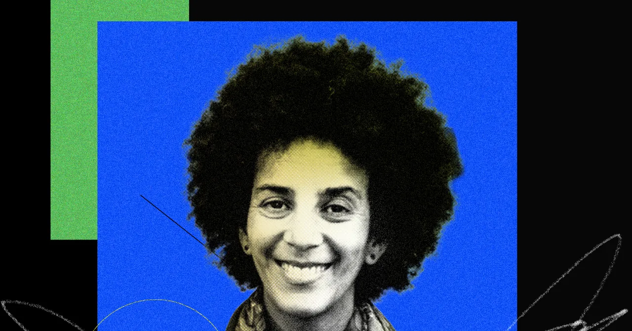 Smiling person with curly hair on a blue and green geometric background.