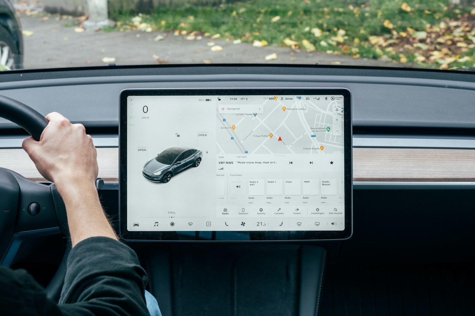 Gemini AI on a car dashboard with Google apps for personalized in-car assistance